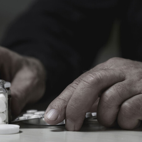 Лечение наркомании в Украине: с чего начать